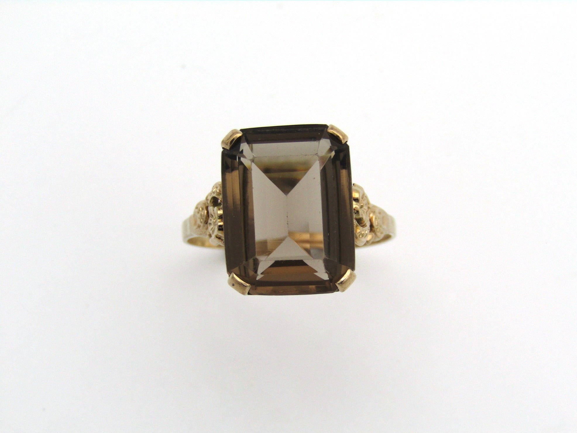 9K gold smoky quartz ring.