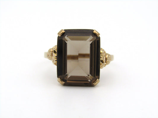 9K gold smoky quartz ring.