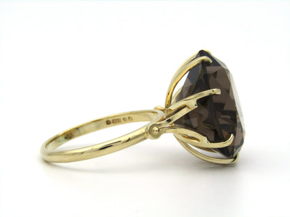 9K gold smoky quartz ring.