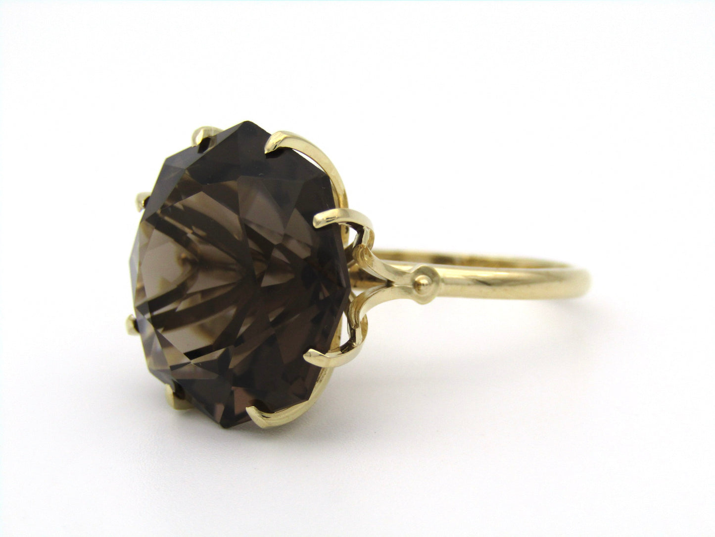 9K gold smoky quartz ring.