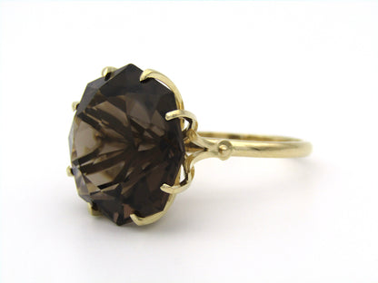 9K gold smoky quartz ring.