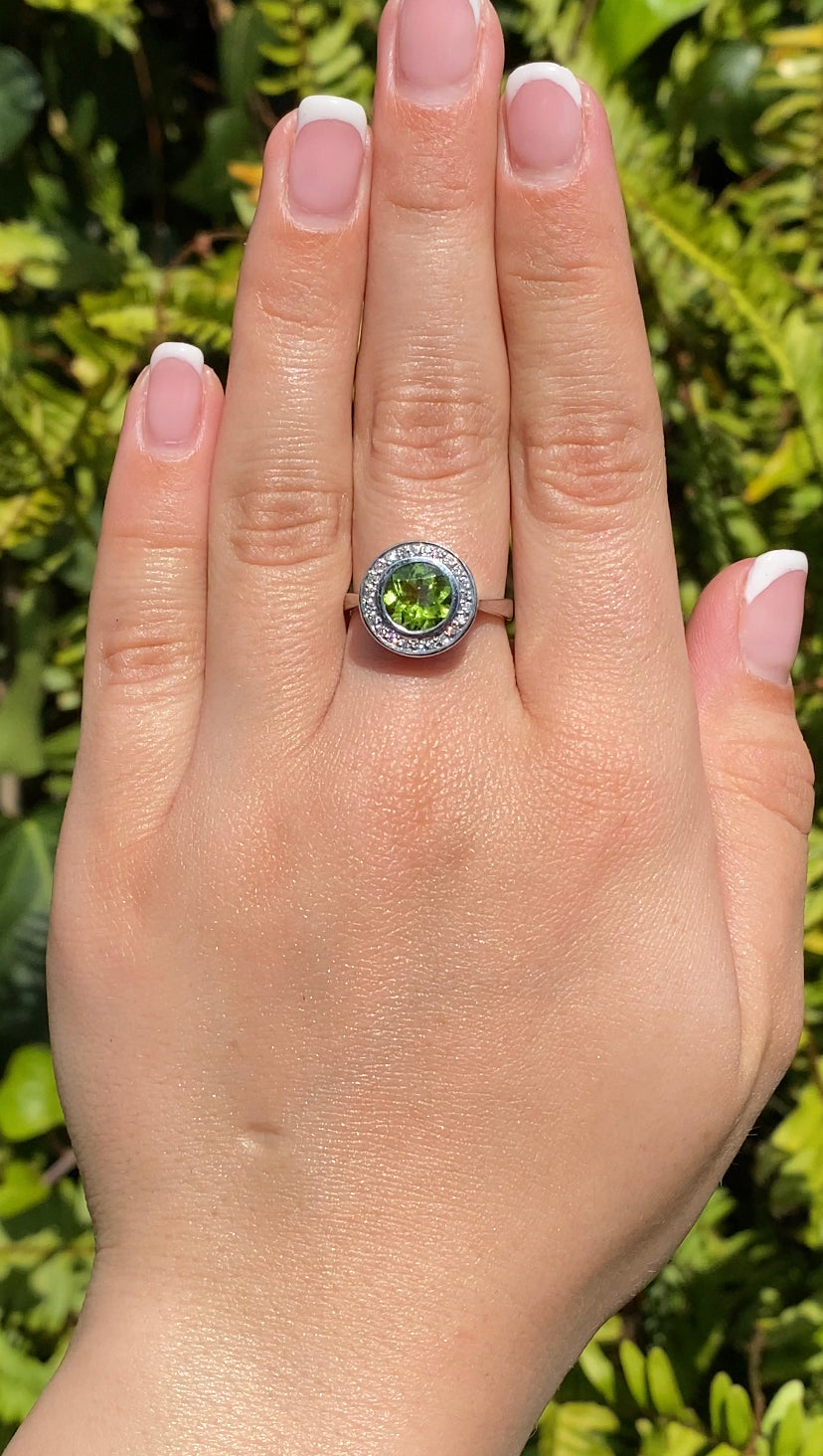 9K gold peridot and diamond ring.