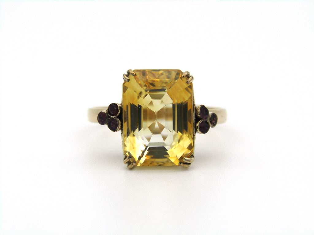 9K gold citrine and ruby ring.