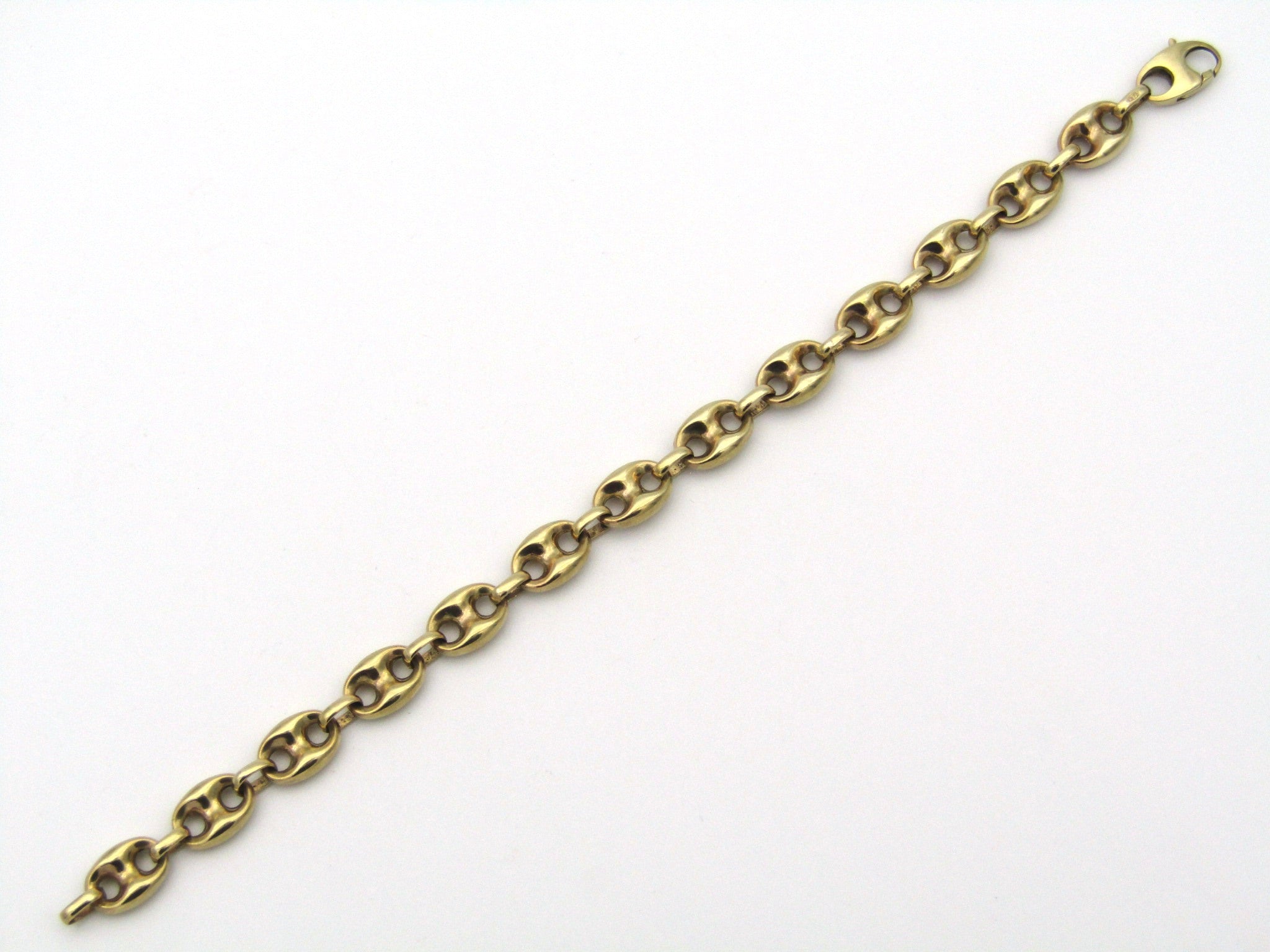 9K gold mariner link bracelet.