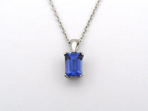 9K gold tanzanite pendant by Browns.