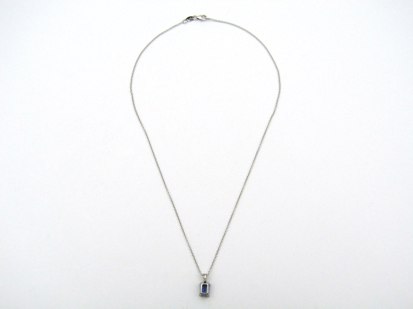 9K gold tanzanite pendant by Browns.