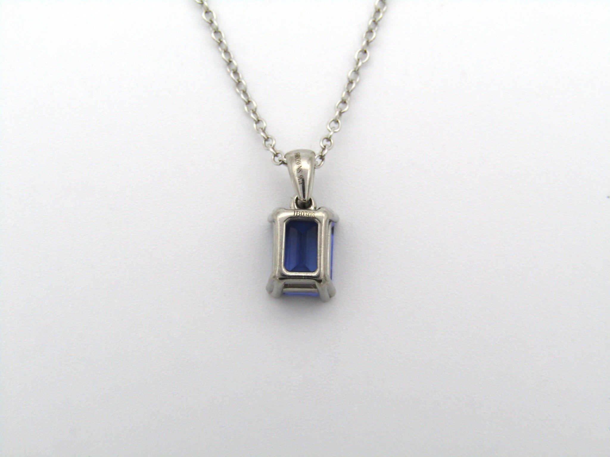 9K gold tanzanite pendant by Browns.