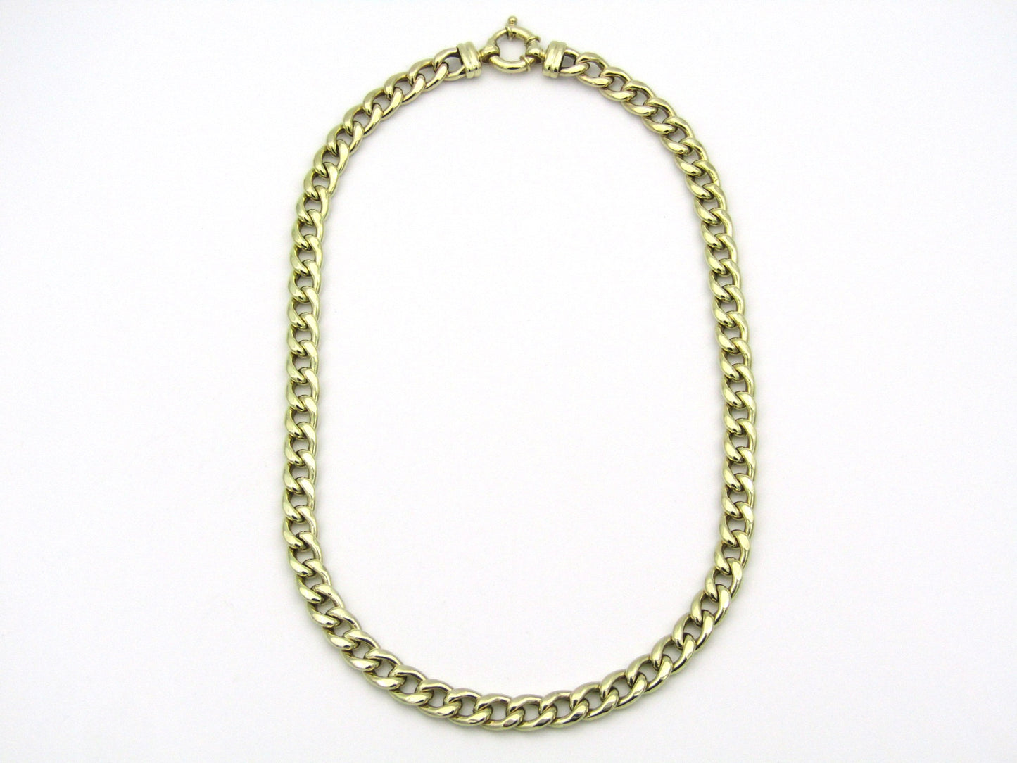 9K gold curb chain necklace.