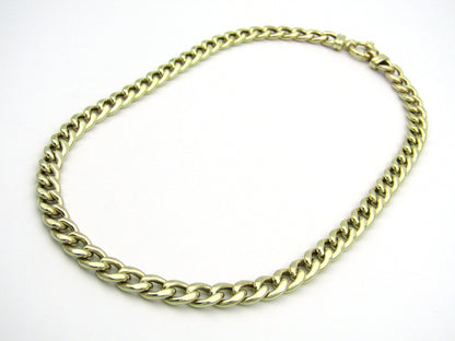 9K gold curb chain necklace.