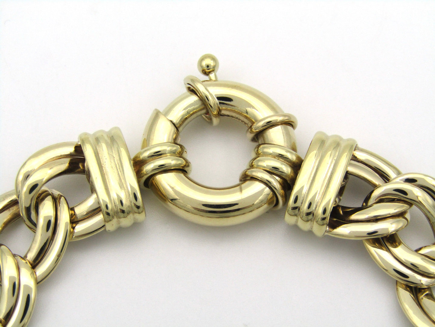 9K gold double curb chain bracelet.