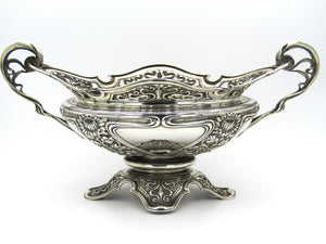 Art Nouveau silver centrepiece by Walker & Hall, Sheffield, 1907.