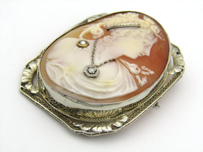 14K gold shell cameo brooch/pendant.