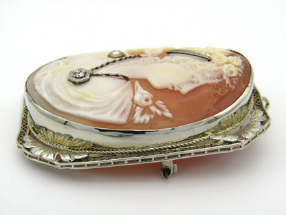 14K gold shell cameo brooch/pendant.