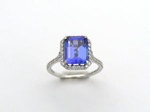 18K gold 3.17 carat tanzanite and diamond ring by Browns.