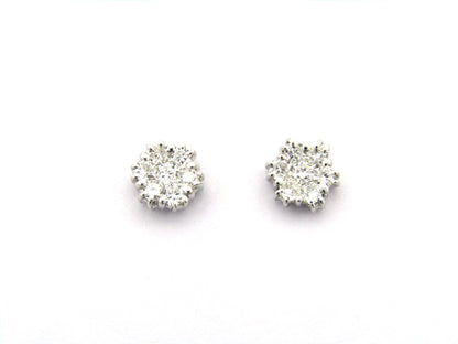 18K gold diamond flower cluster earrings.