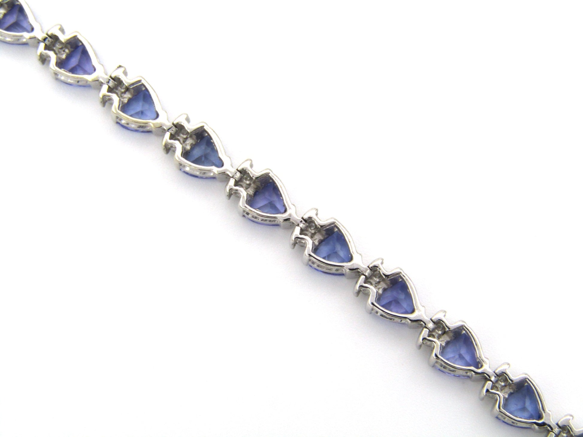 18K gold tanzanite and diamond bracelet.