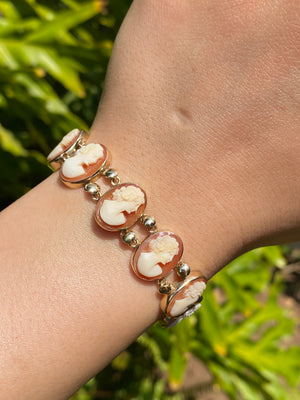 14K gold shell cameo bracelet.