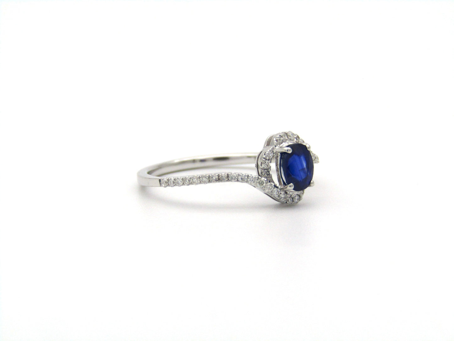 18K gold sapphire and diamond ring.