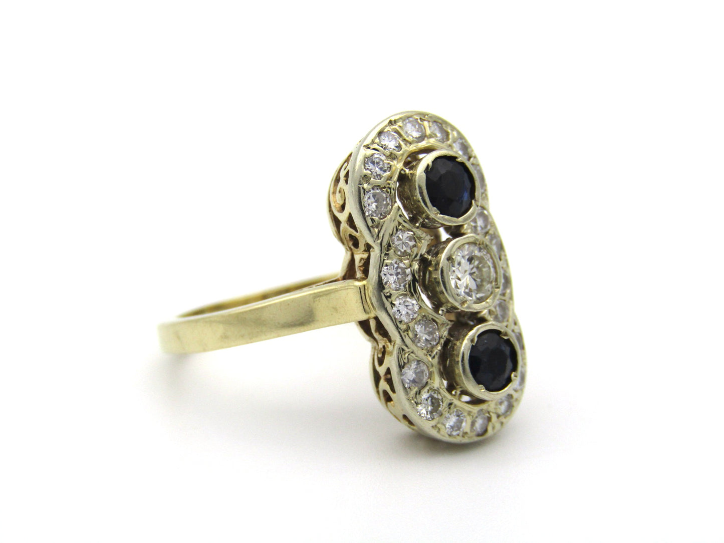 14K gold Art Deco sapphire and diamond ring.