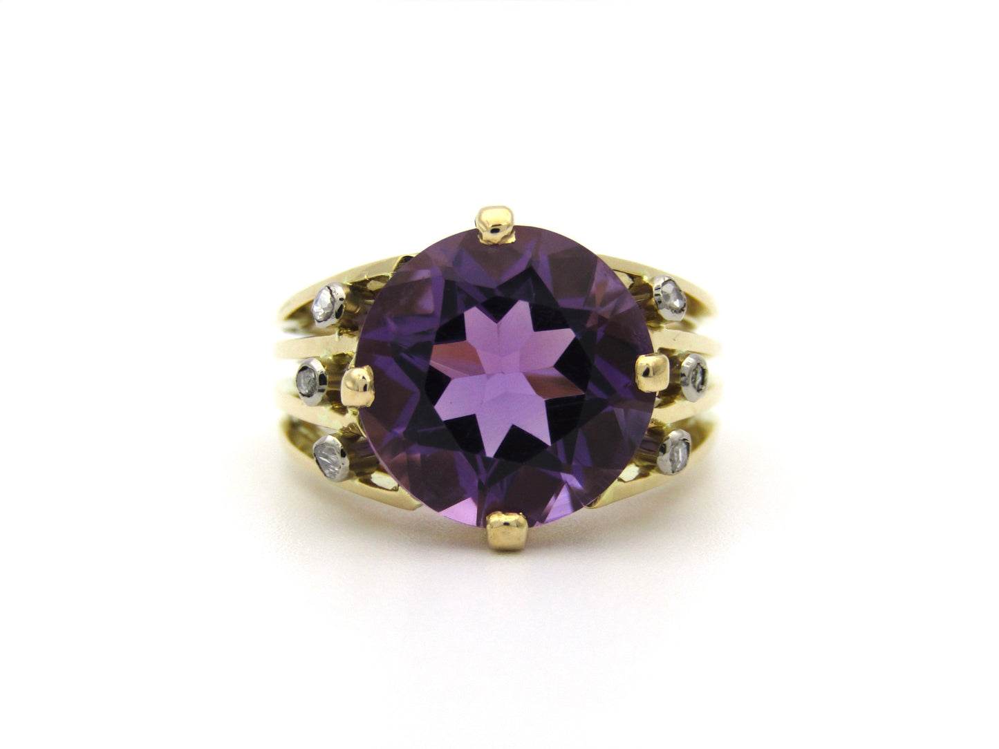 18K gold amethyst and diamond ring.