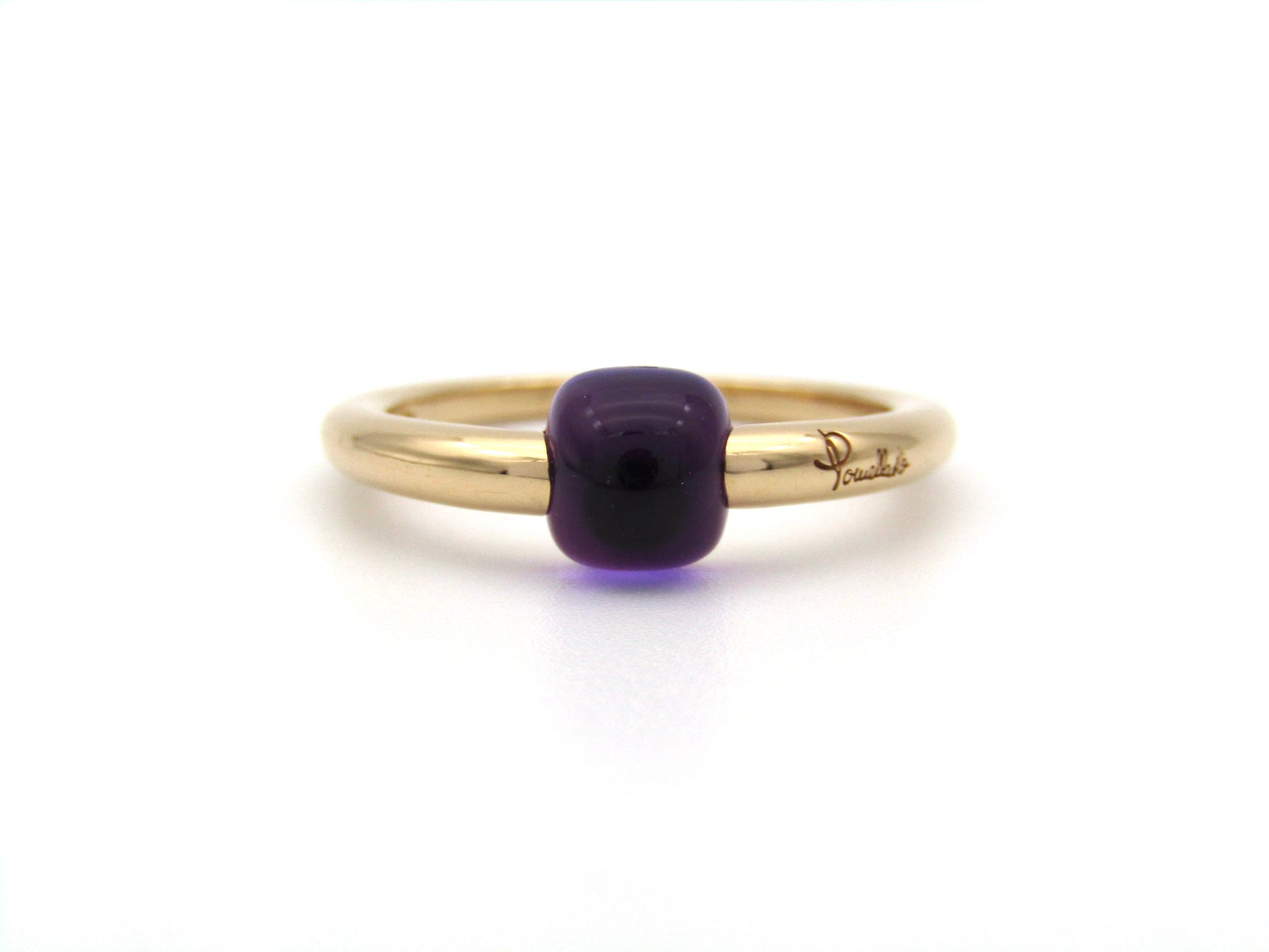 18K gold M'ama Non M'ama amethyst ring by Pomellato.